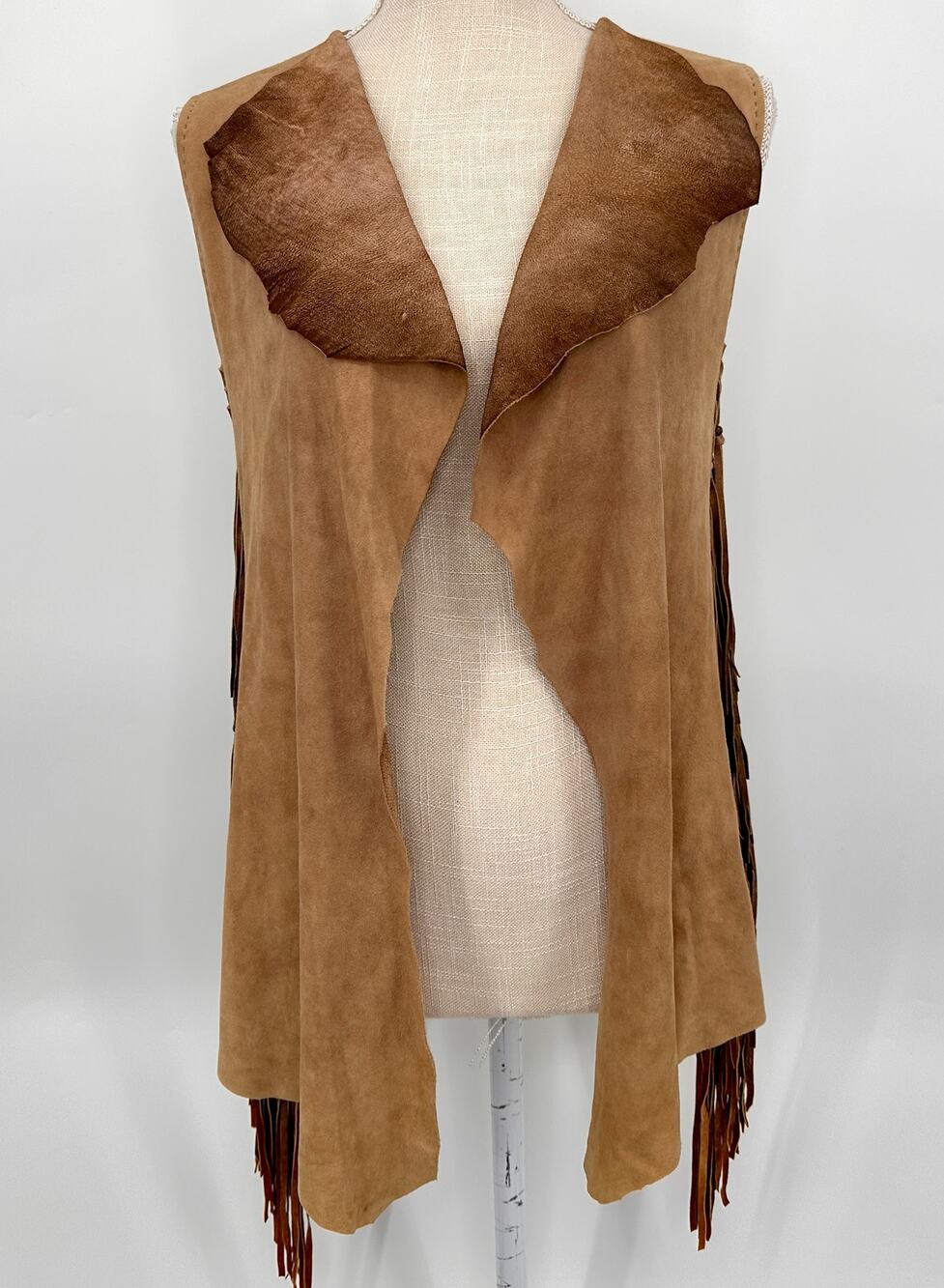 Nigel Preston & Knight Suede Fringe Gilet Bone Bead Back NWT Medium